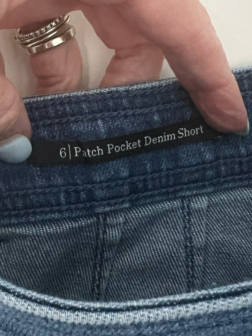 Talbots PATCH POCKET DENIM SHORTS - WILEY WASH Women’s Mid-Length. Size 6 - Picture 9 of 14